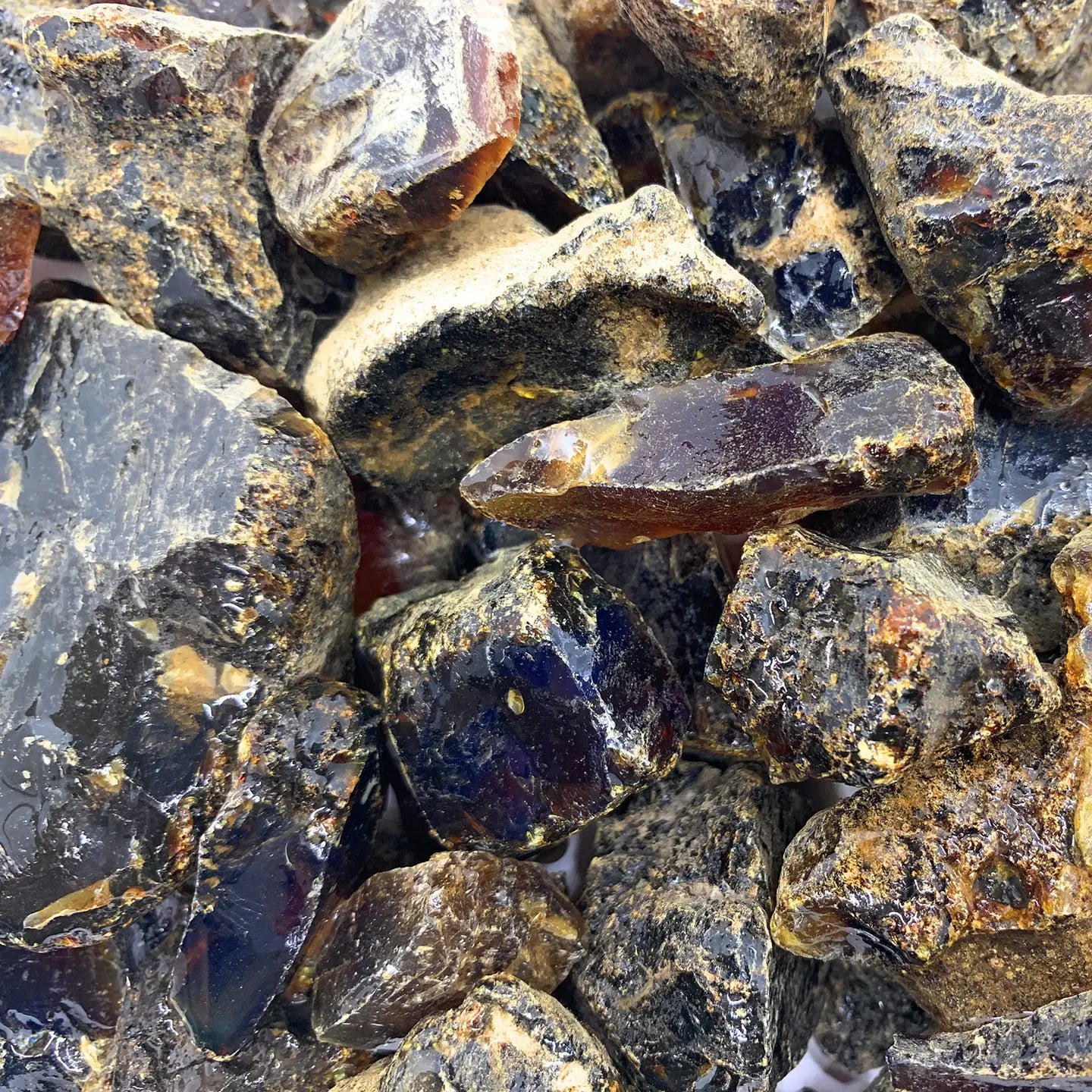 1lb Rough Top Gold Amber-Indonesia